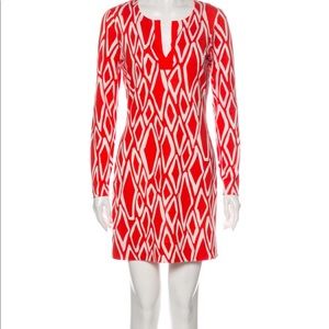 Diane von Furstenberg - Vneck- mini dress - size 4